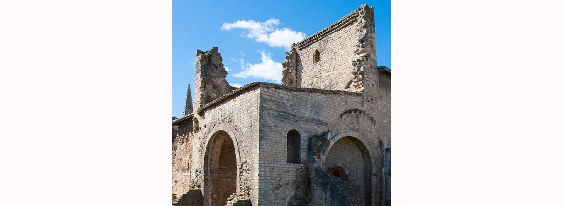 Découvrir L'Hôtel de Sade en famille