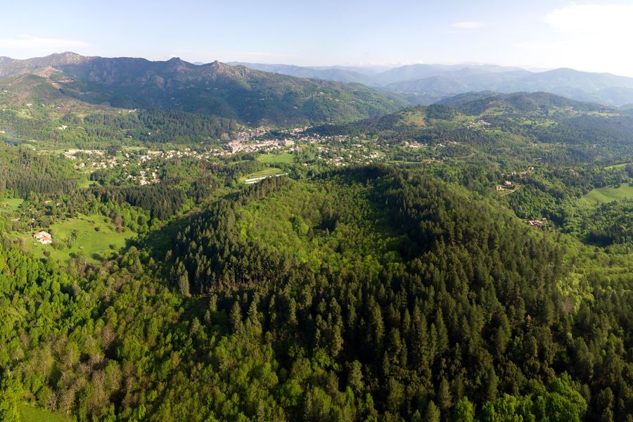 Jaujac - Volcan de la Coupe de Jaujac vu en ULM ©S.BUGNON