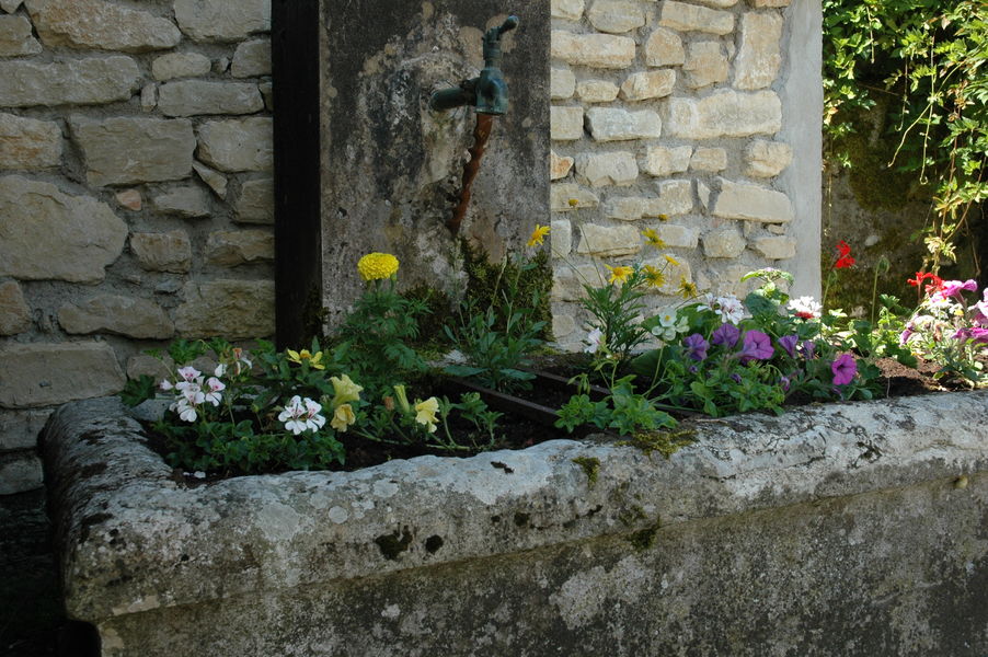 Fontaine de Brangues
