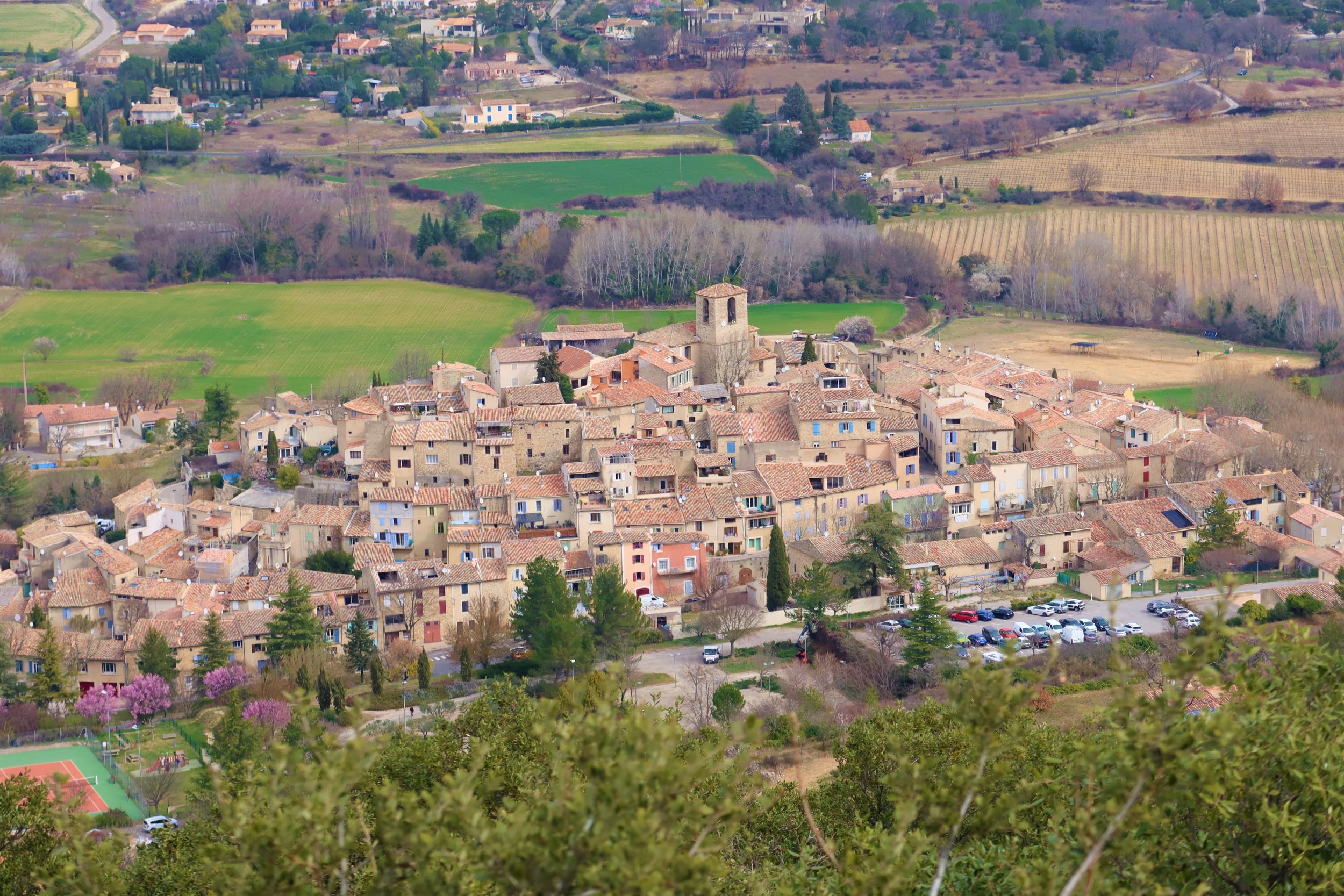BEAUMONT-DE-PERTUIS - L'eau des fontaines et Chapelle Sainte-Croix, Pertuis - photo 3
