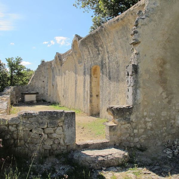 Chapelle et ermitage Saint Julien