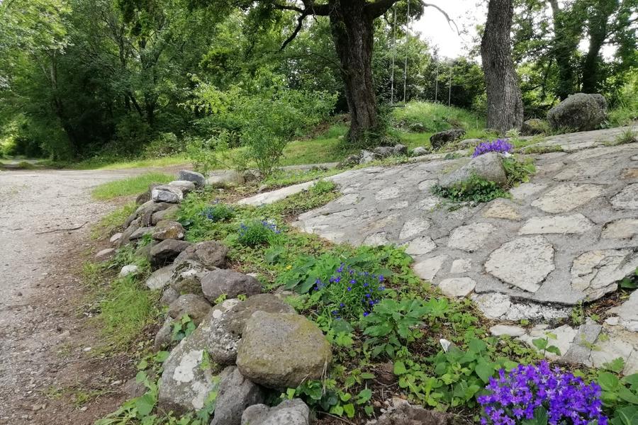 Entrée aux Gîtes de Sylilanse à St Pons