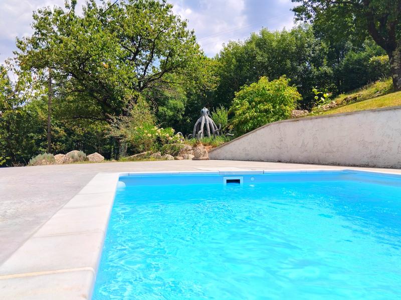 Cabane la Châtaigne_La Souche