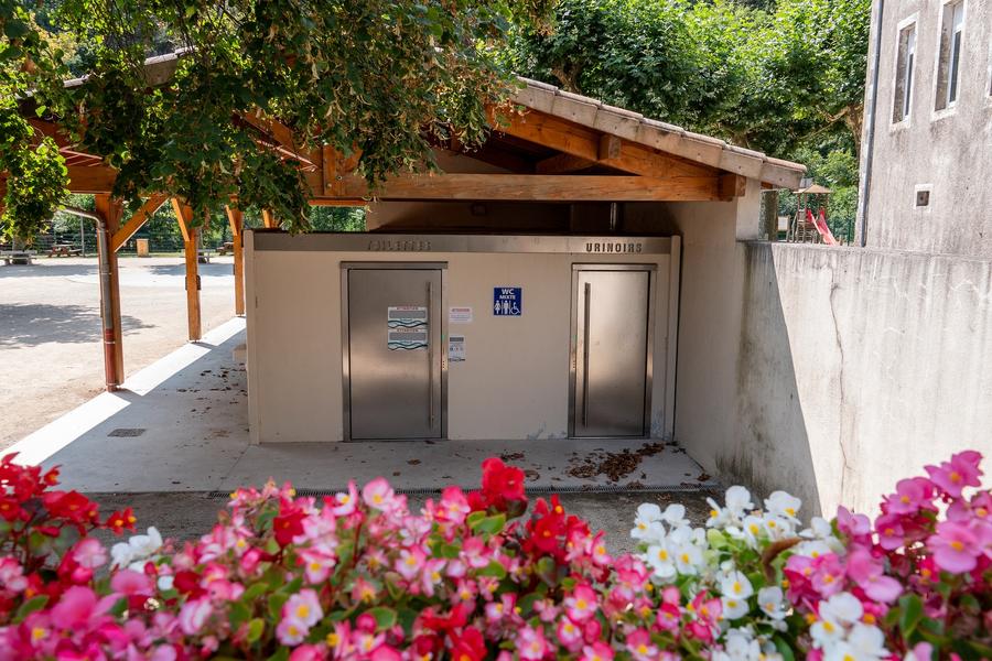 Toilettes publiques