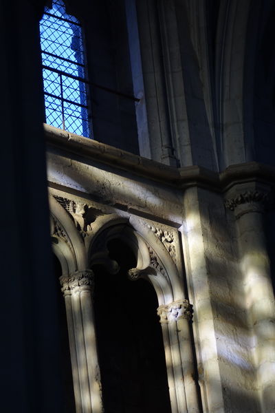 Jeux de lumière dans l'église