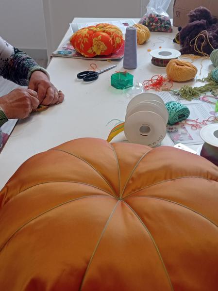 Atelier fabrication de potiron en tissu_Charlieu
