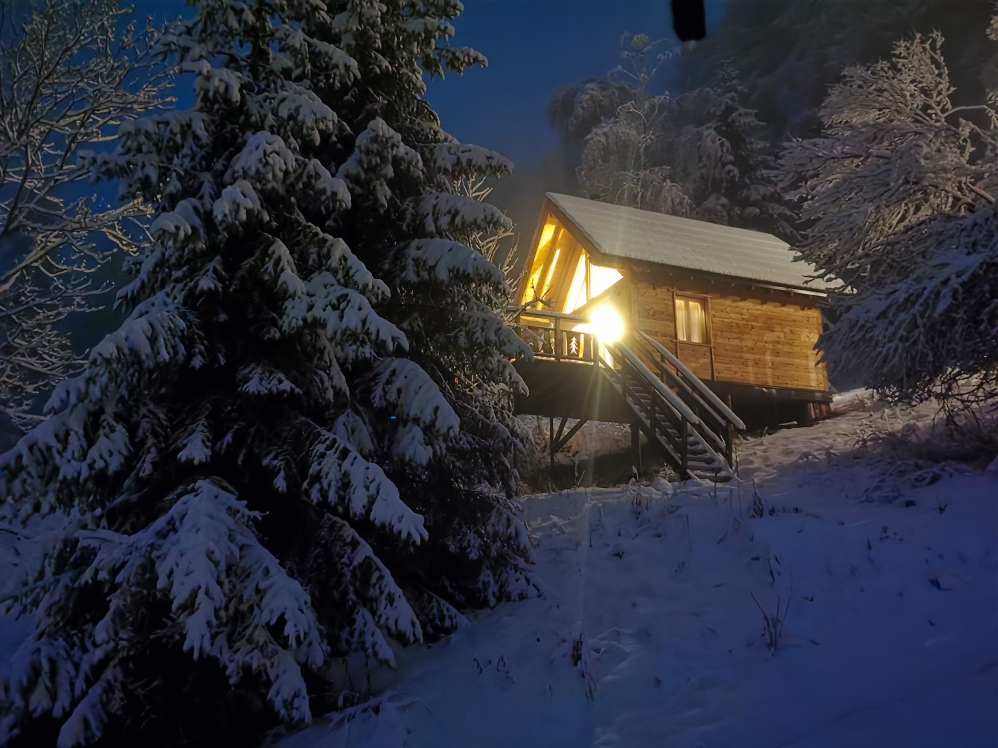 Les Cabanes du Domaine de l'Esperluette - Hébergement insolite au Lauzet-Ubaye