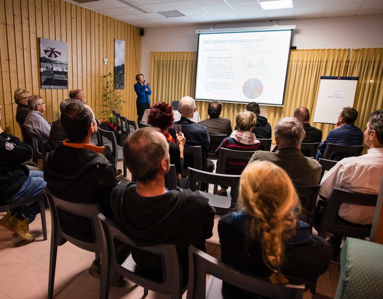 Giez le Birdie salle de séminaire proche du golf
