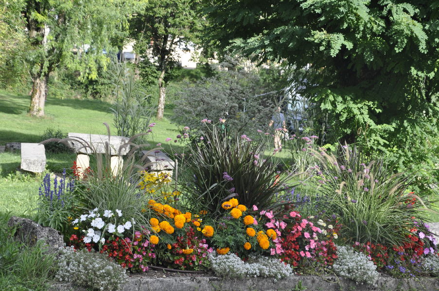 Village fleuri de Simandre