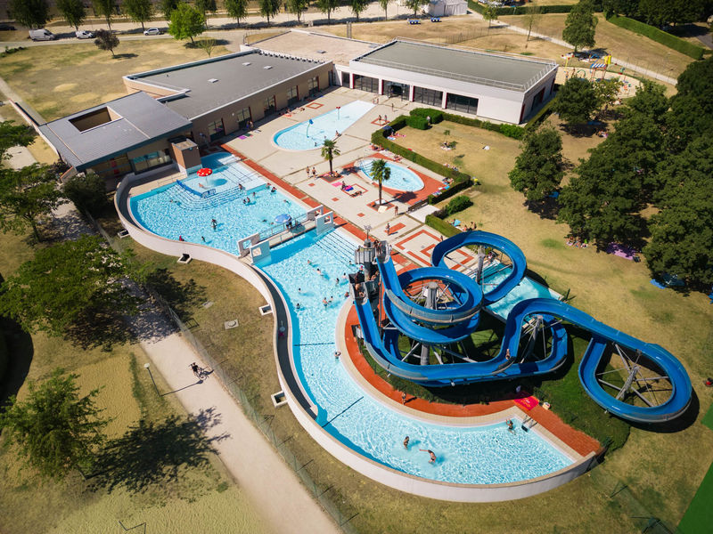 Centre aquatique à La Plaine Tonique