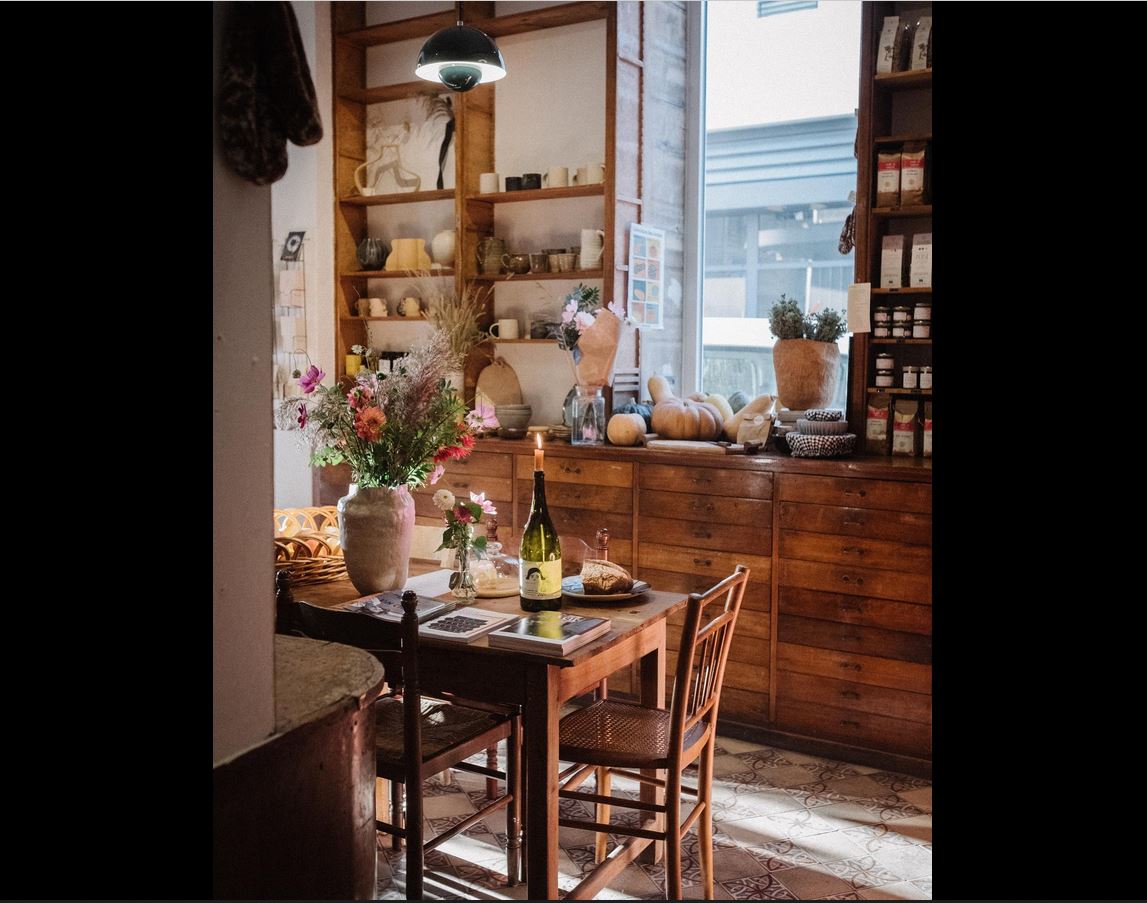 Provisions épicerie librairie