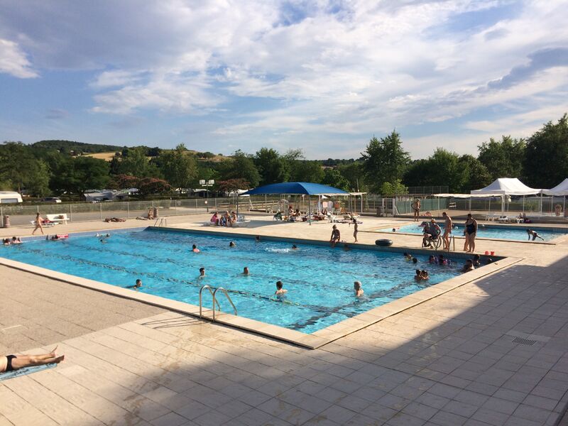 Piscine bleu idéal