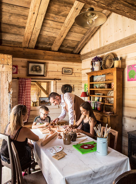 Atelier poterie et peinture à la ferme