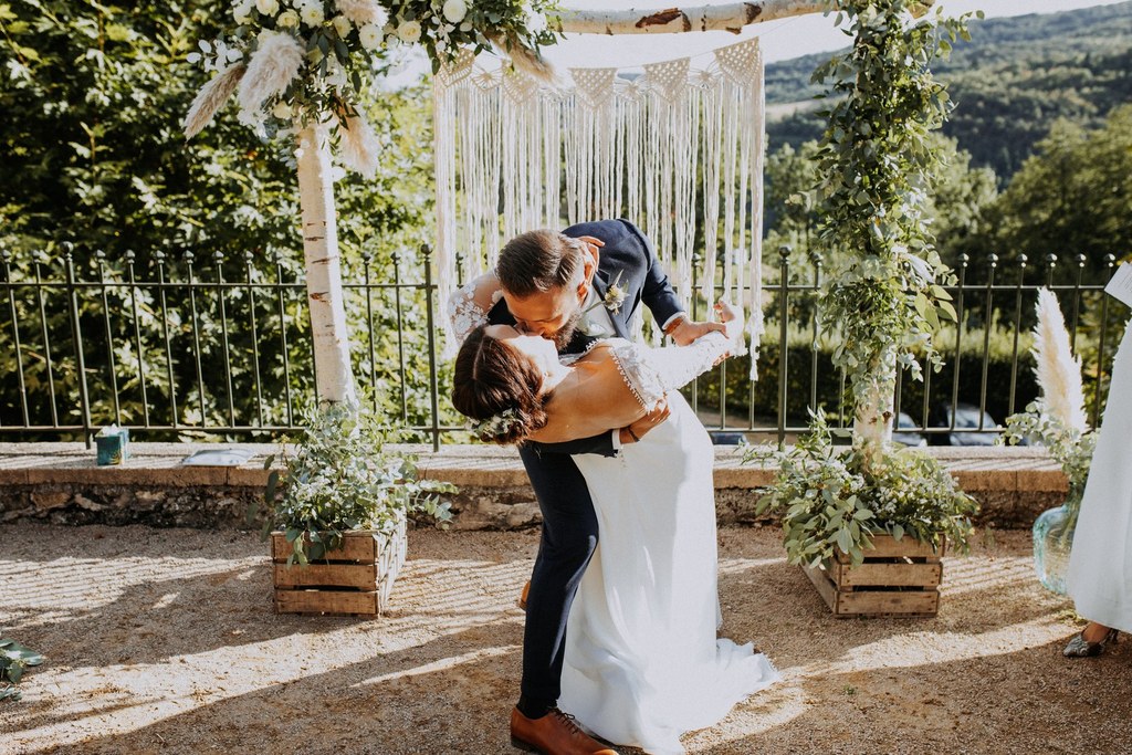 Cérémonie laïque dans les jardins