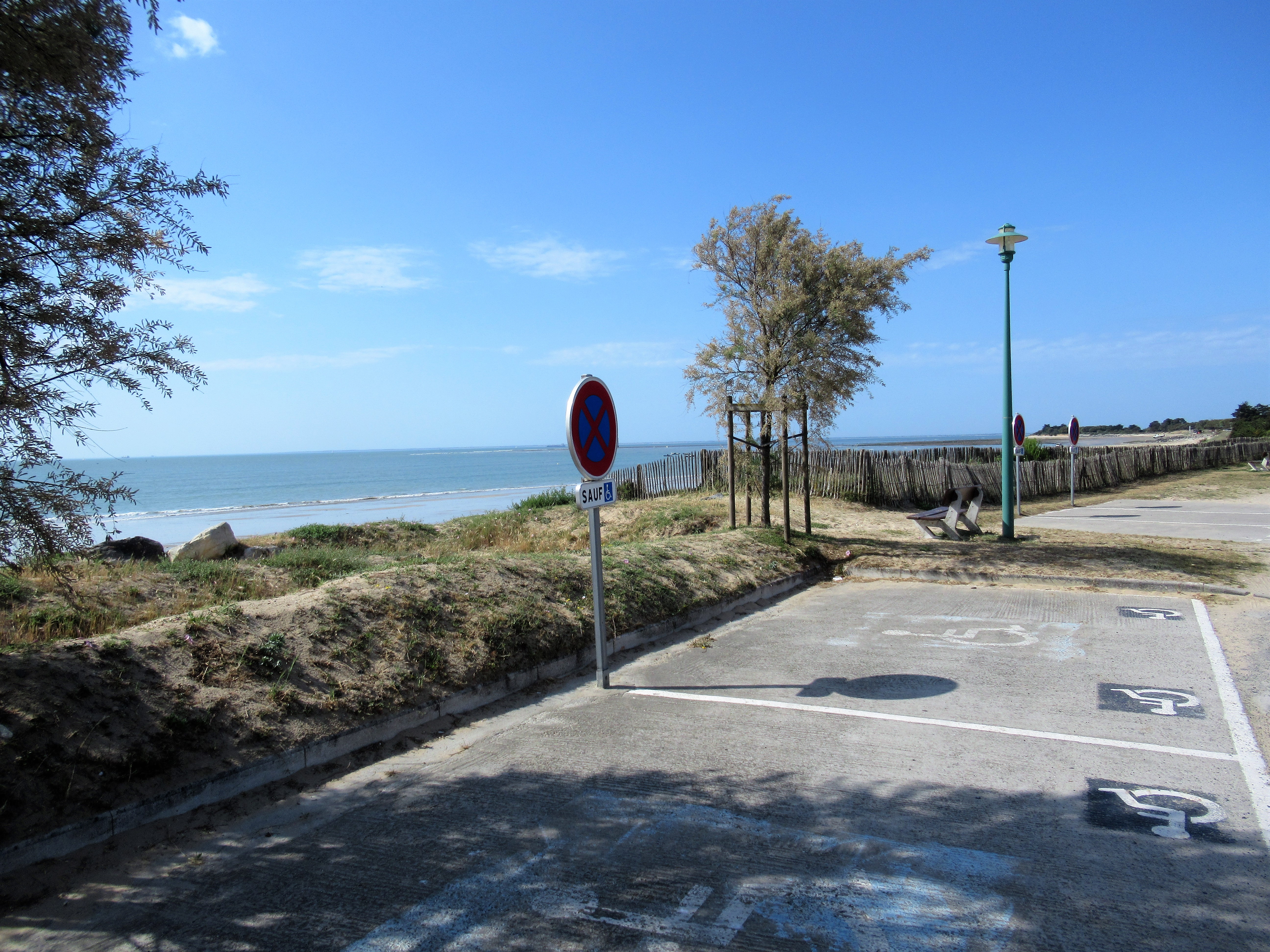 Parking de Sablanceaux - Rivedoux-Plage, Destination Ile de Ré