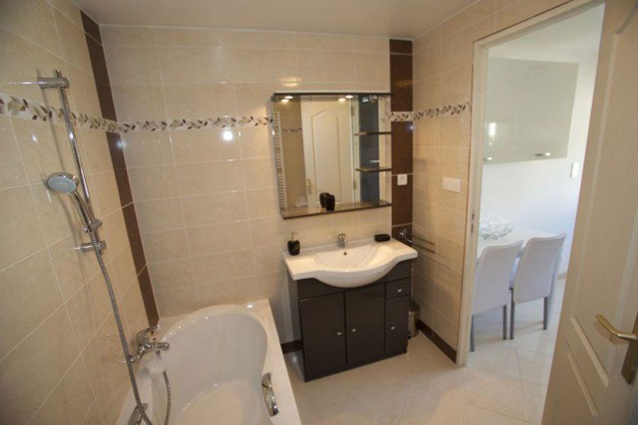 La Roche Rouge - Gîte n°2-Salle de bain-Colomars-Gîtes de France des Alpes-Maritimes