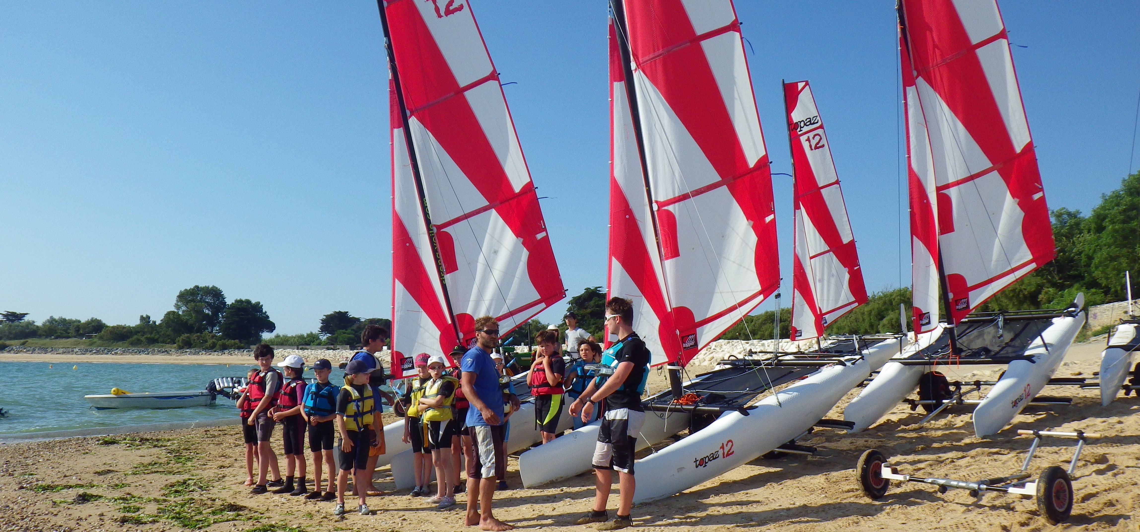 À partir de 6 ans - Stage, initiation sur le marais des optimists, puis en mer (dériveurs et catamarans)