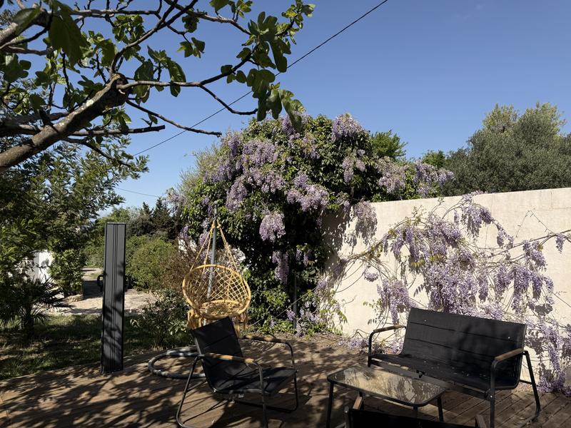 Gîte 4 personnes avec piscine – Élégance, calme et détente_Bollène