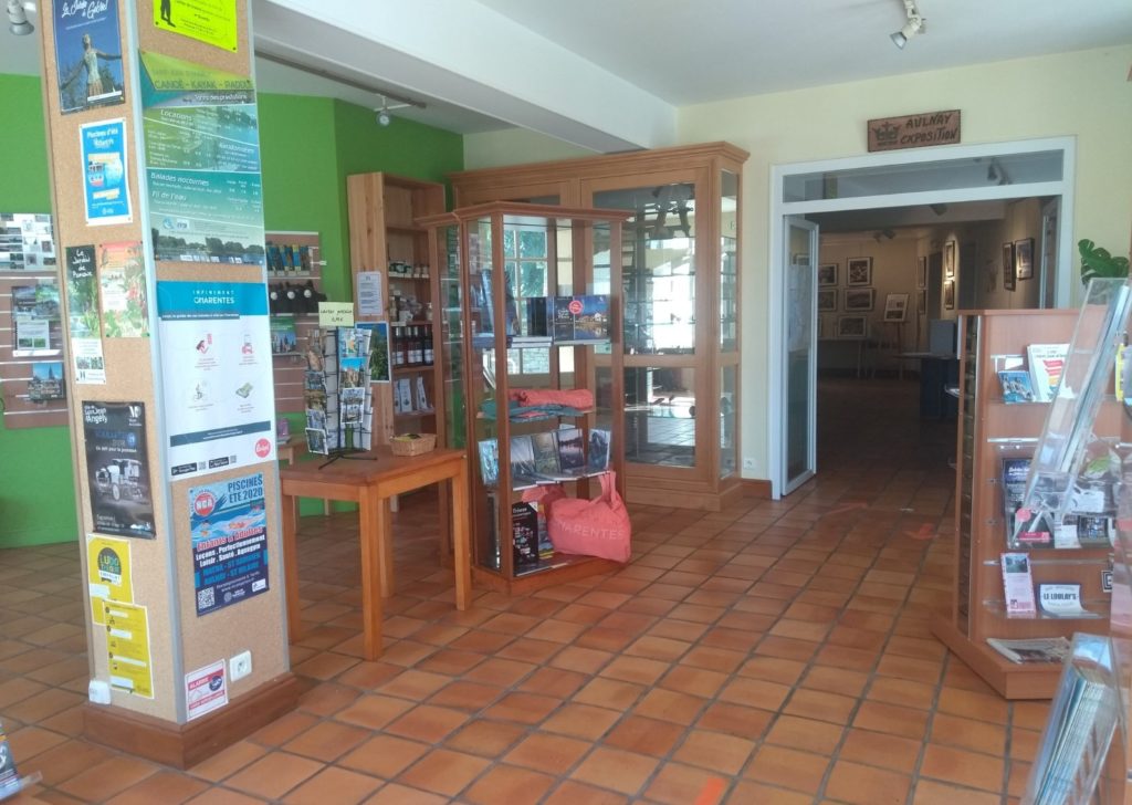 Bureau d' Information Touristique - Aulnay-de-Saintonge