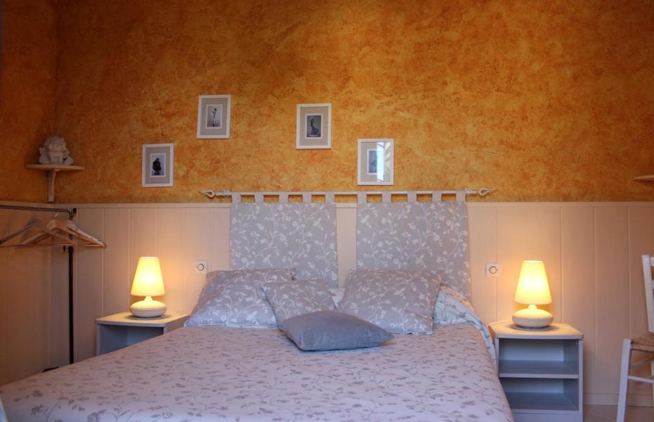 Gîte Le Jardin des Cinq Sens-Chambre Lit double-Tourrette-Levens-Gîtes de France des Alpes-Maritimes