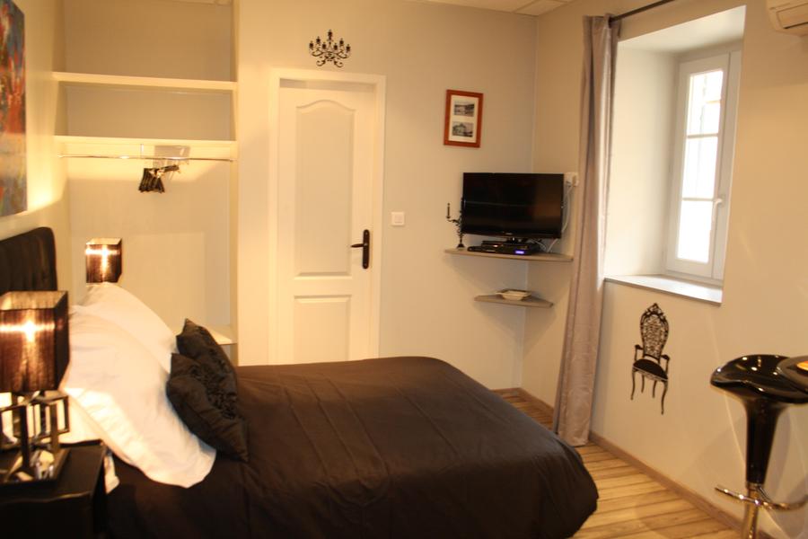 Le Relais du Destin - gîte appartement supérieur *** à Vertrieu - Balcons du Dauphiné - Isère