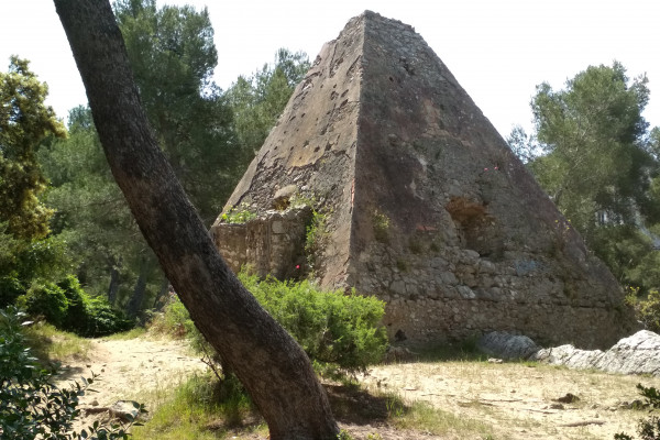 Balade guidée dans l'étonnant Parc du Roy d'Espagne - photo 4