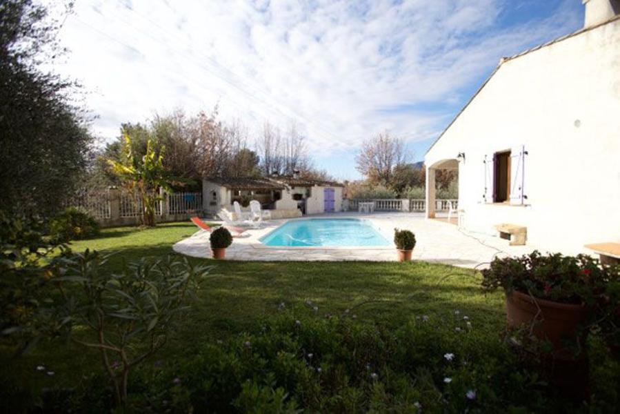 La Roche Rouge - Gîte n°2-Espace extérieur-Colomars-Gîtes de France des Alpes-Maritimes
