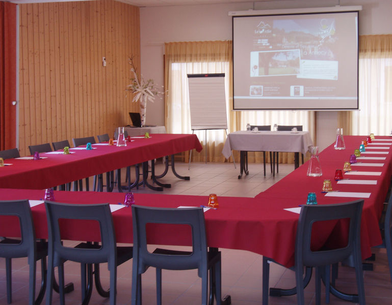 Giez le Birdie salle de réunion