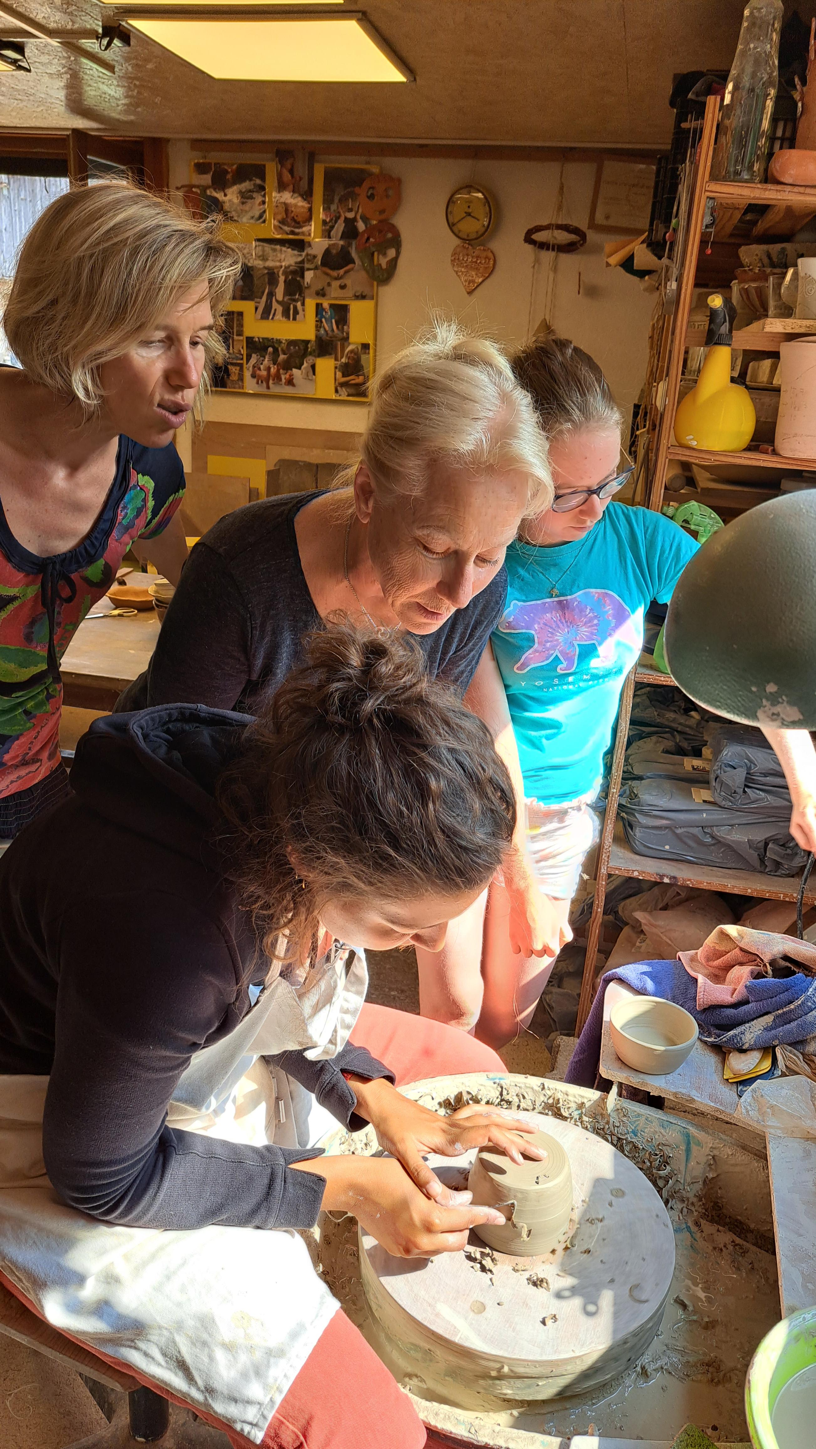 Stages de Poterie pour les adultes et les adolescents_Saint-Bonnet-des-Bruyères