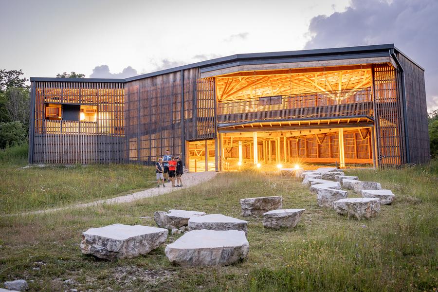 Visite nocturne à Dinoplagne_Plagne