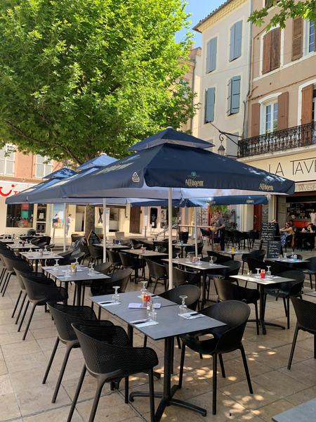 La Taverne