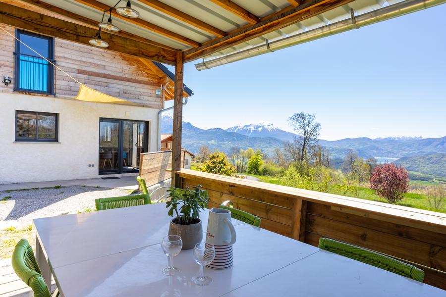 Vue depuis la pergola - © Kina Photo