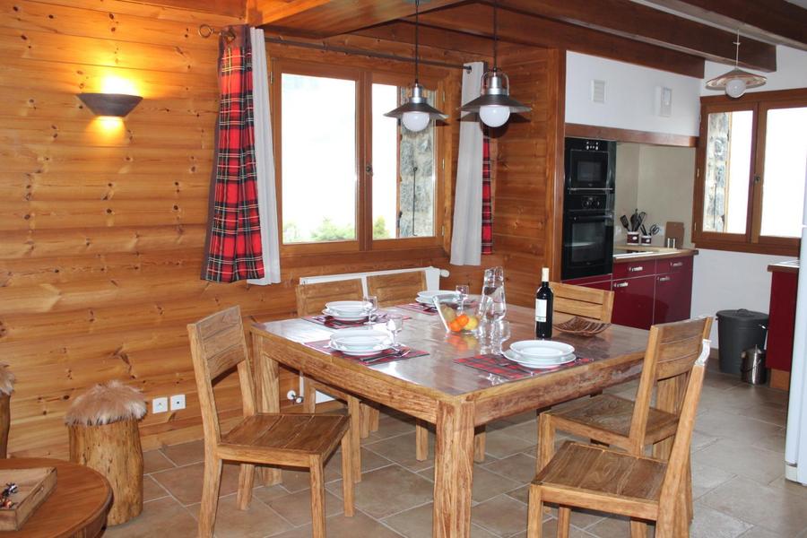 Gite Pacha-Espace repas-Saint-Dalmas-Valdeblore-Gîtes de France Alpes-Maritimes