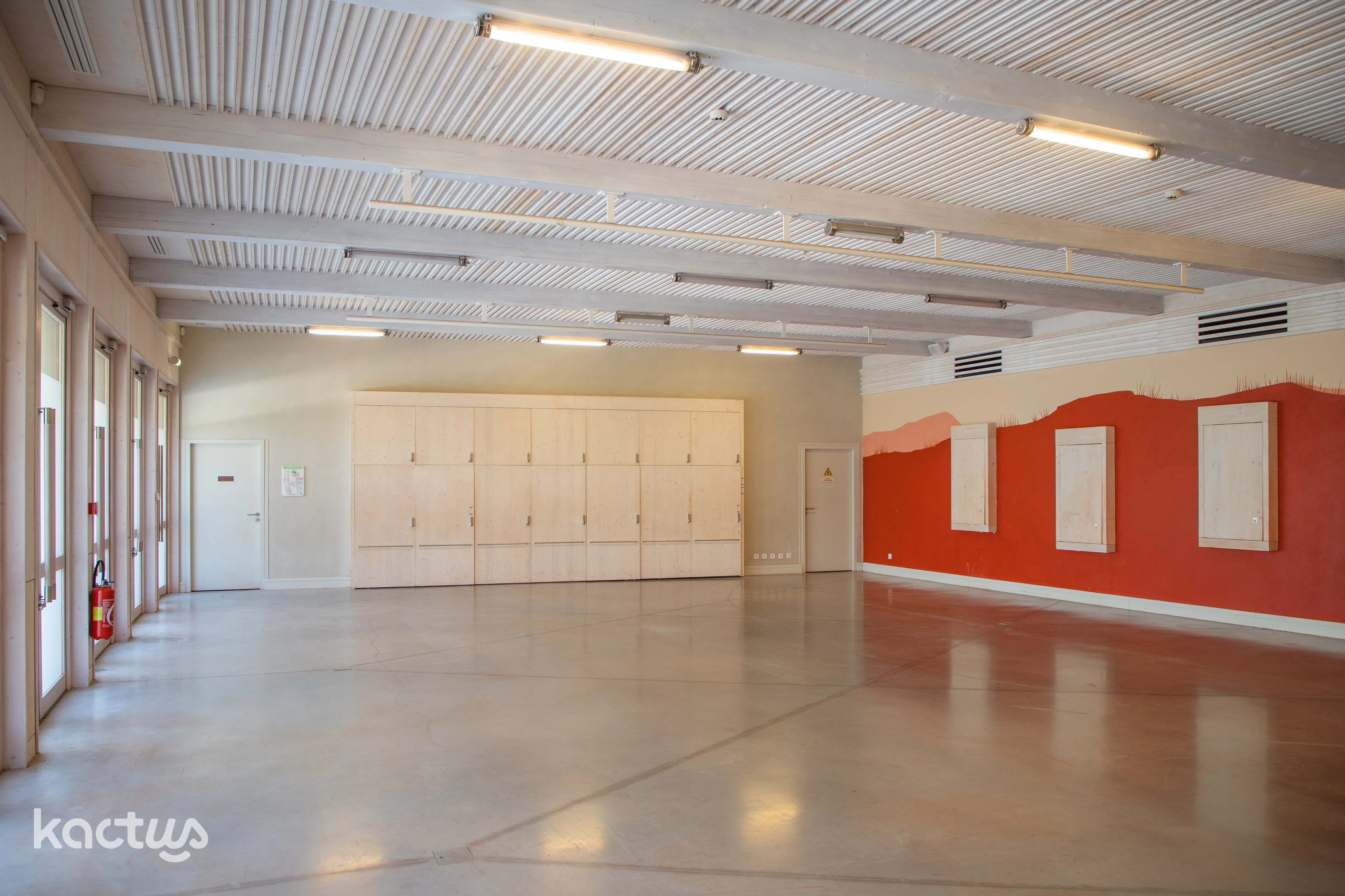 Centre de Conférences de la Grotte Chauvet 2_Vallon-Pont-d'Arc