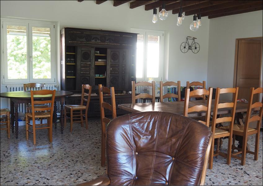 Salle commune Gîte détape A pied, à bicyclette