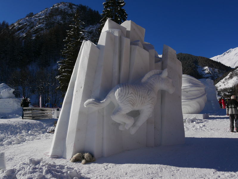 concours de sculpture sur neige à Valloire