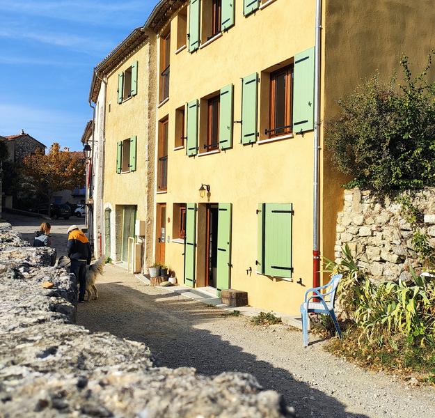 Gîte d'étape Le Mur d'Abeilles