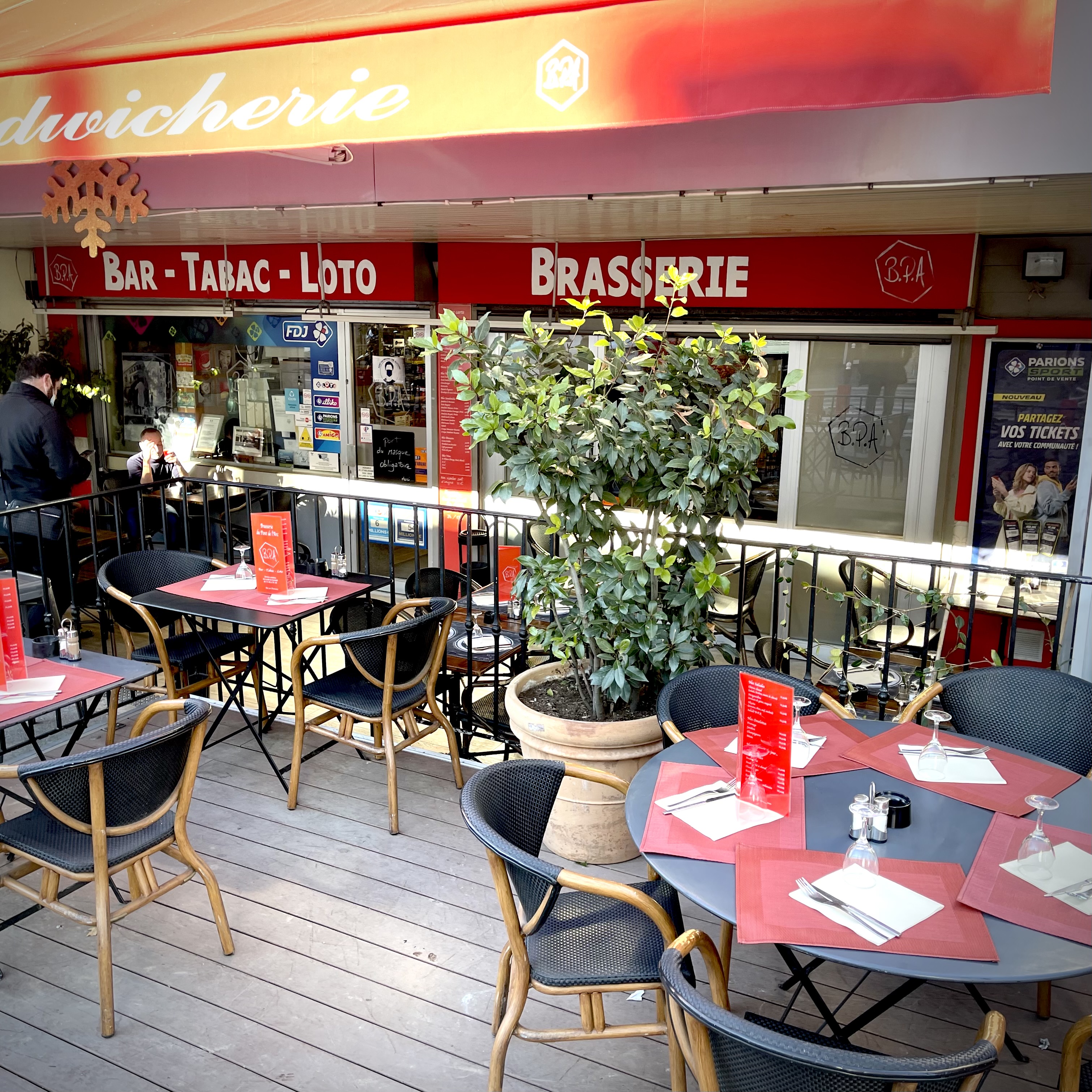 Brasserie du Pont de l'Arc — photo 3