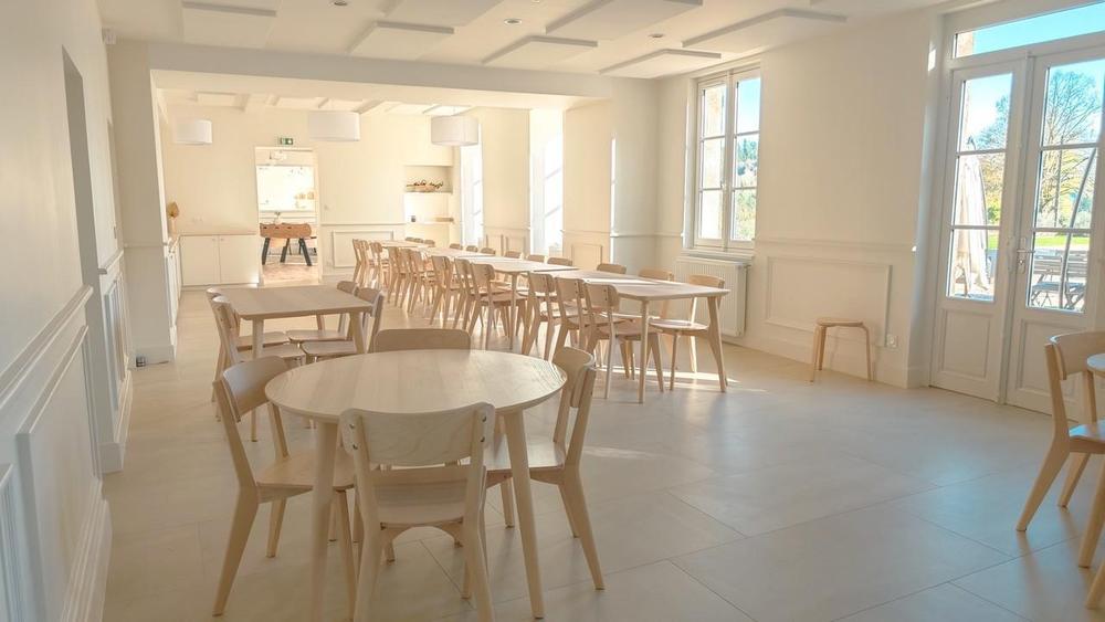 Grand Gîte avec piscine - 34 personnes et 11 chambres \