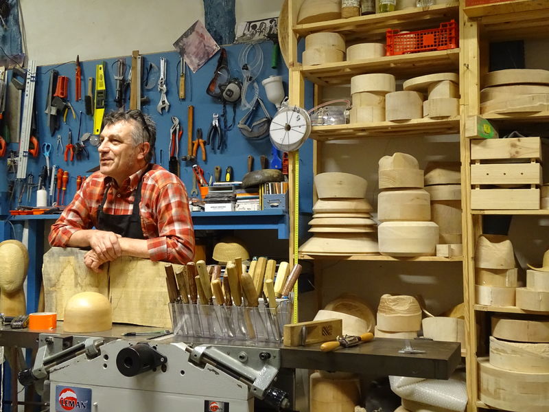 Journées du patrimoine - Découverte de la chapellerie - atelier de formier Hats Blocks Laforest 