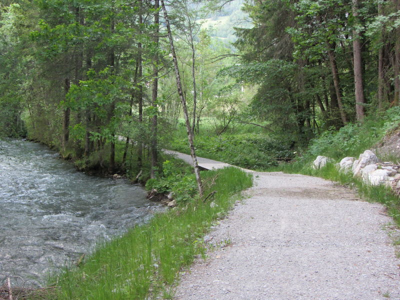 Sentier des bords de Dranse