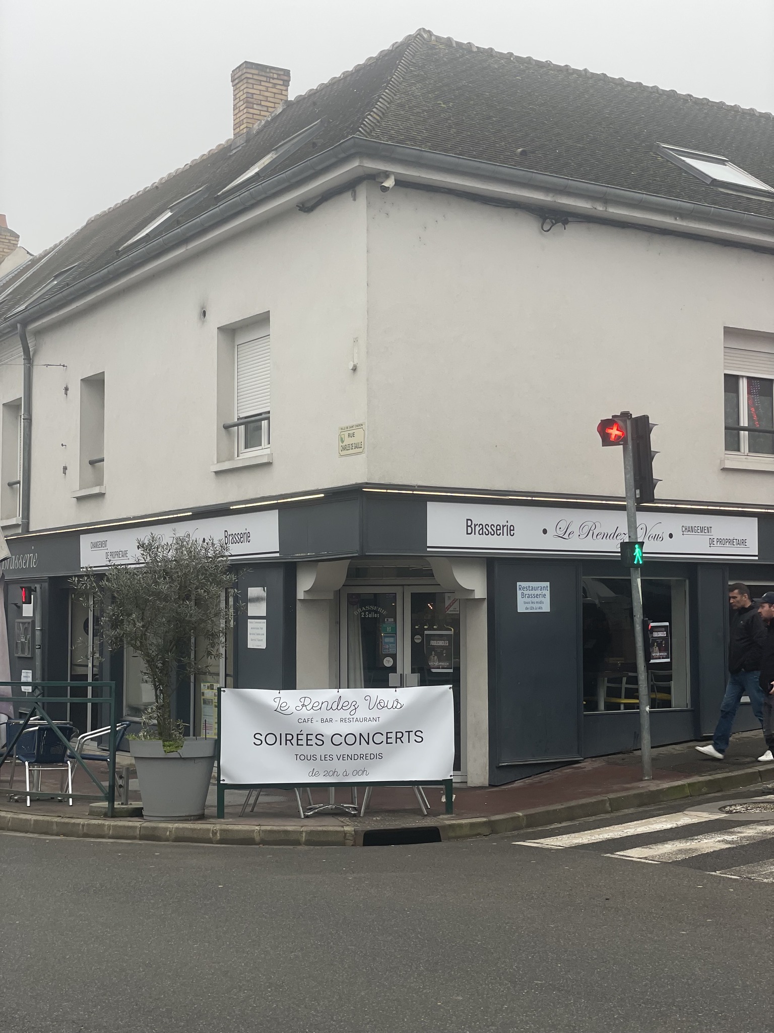 Le Rendez-vous_Saint-Chu00e9ron