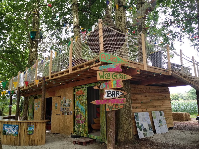 Accueil bar terrasse