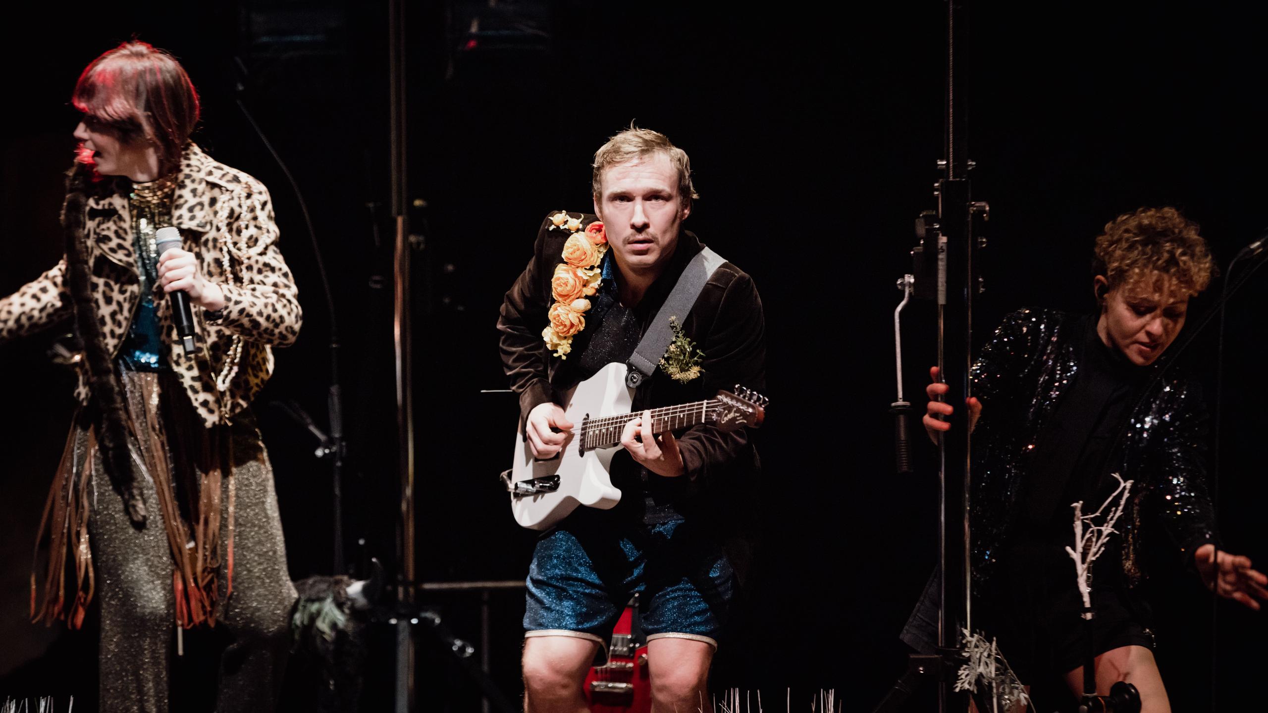 Chanson : En apparence