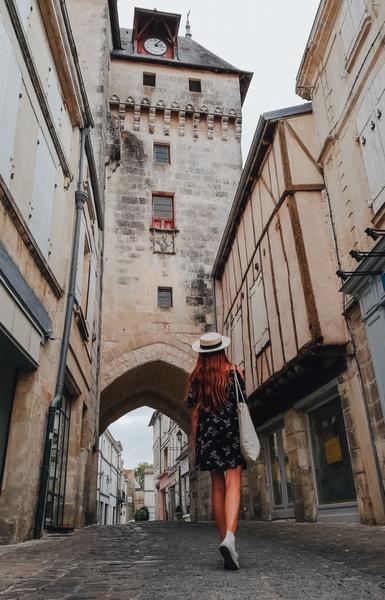 Porte ouverte de la Tour de l'Horloge