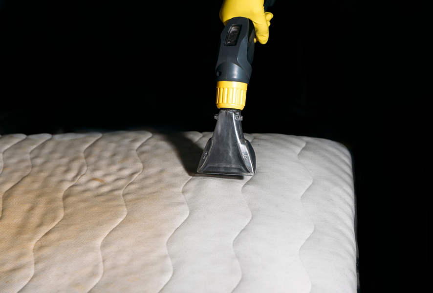 Neva Clean: Professionele reiniging van meubelstoffen_La Toussuire