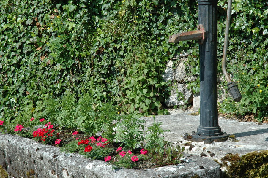 Fontaine St-Victor-de-Morestel - OTSI Morestel
