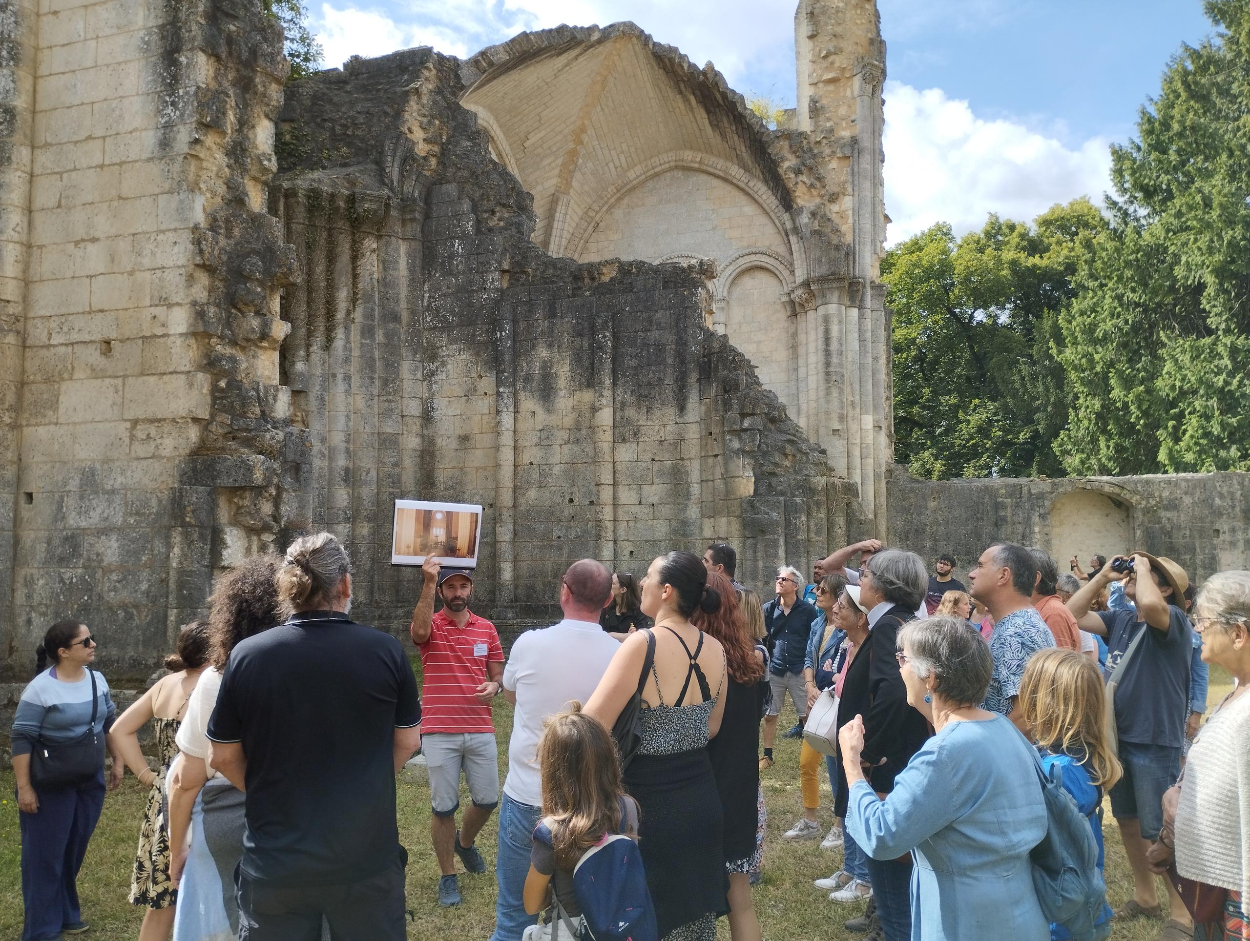 Visite guidée : L'Abbaye Notre-Dame comme vous ne l'avez jamais vue