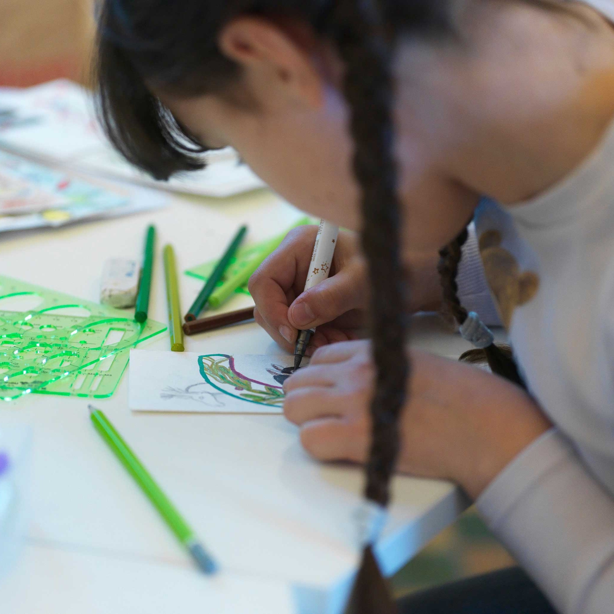 Visite historique et atelier créatif en famille "Maubuisson enluminé"