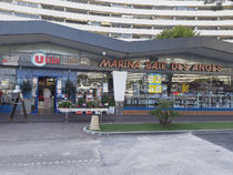 Supermarché Utile Marina Baie des Anges - Villeneuve-Loubet